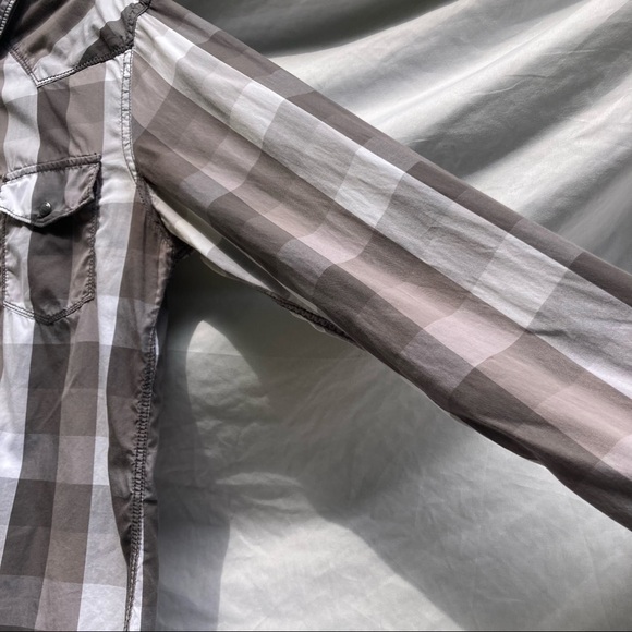 Express Button Down Black Gray and White Shirt, Size Medium. - Picture 5 of 12